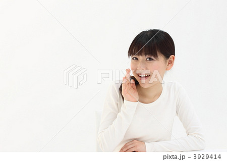 人物 女性 囁く 人物 女性 囁く 3929414