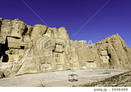 ナグシェ・ロスタム イラン ナグシェ・ロスタム イラン 3946409
