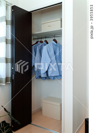 新築住宅の収納 3955853