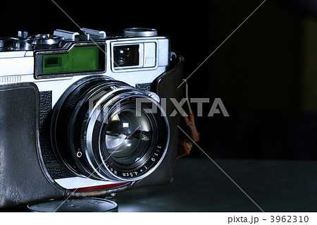 レトロなカメラ 3962310