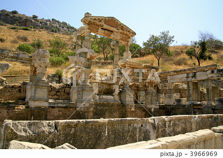 トルコのエフェス遺跡 3966969