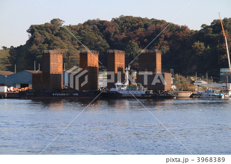 横須賀港の風景 3968389