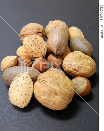 ナッツ各種 3970759