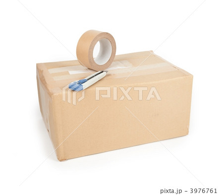段ボールとガムテープ 3976761