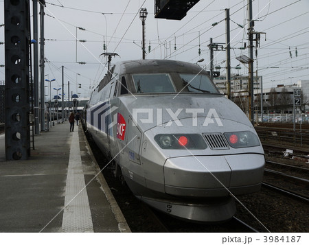 レンヌ駅のTGV 3984187