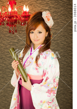 卒業式女性 3988014