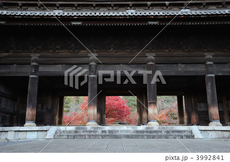 南禅寺、三門と階段 3992841