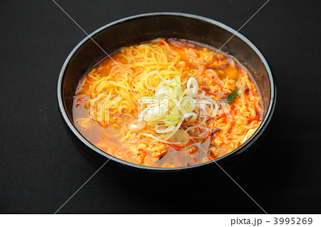 ユッケジャンラーメン 3995269