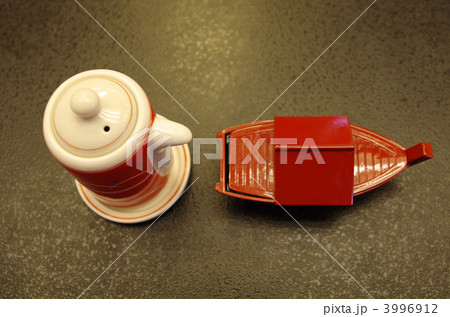 k00008 k00008 3996912