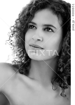 black and white african portrait black and white african portrait 4000651