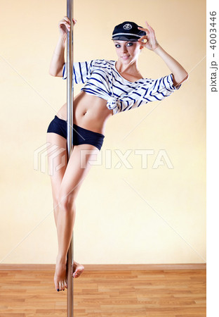 Young sexy pole dance woman Young sexy pole dance woman 4003446