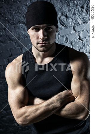 Young strong man portrait Young strong man portrait 4003556