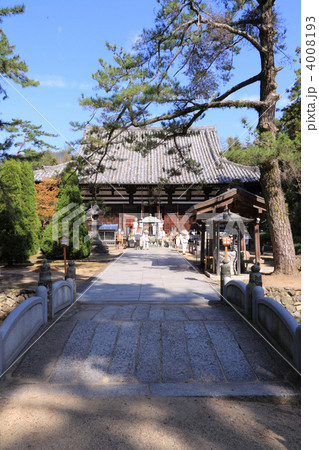 四国霊場第80番札所「（讃岐）国分寺」本堂 4008193