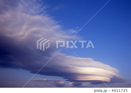 レンズ雲 4011735