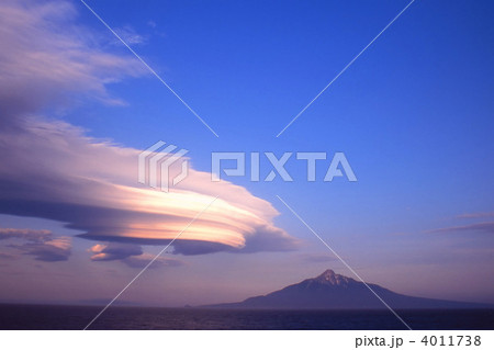 レンズ雲 4011738