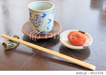 お茶と梅干 お茶と梅干 4012326