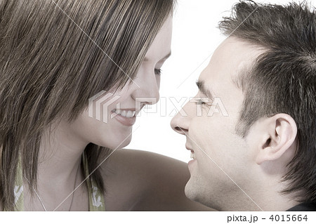 Portrait of girfriendl and boyfriend Portrait of girfriendl and boyfriend 4015664