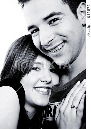 Portrait of girfriendl and boyfriend Portrait of girfriendl and boyfriend 4015676