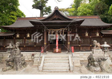 惣社神社の社殿と本殿 4021910