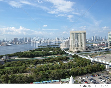 船の科学館からの潮風公園とお台場の眺め 船の科学館からの潮風公園とお台場の眺め 4023972