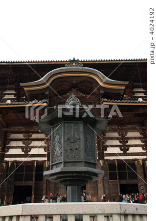東大寺金銅八角灯籠 東大寺金銅八角灯籠 4024192