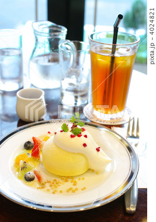 カフェのスイーツ カフェのスイーツ 4024821