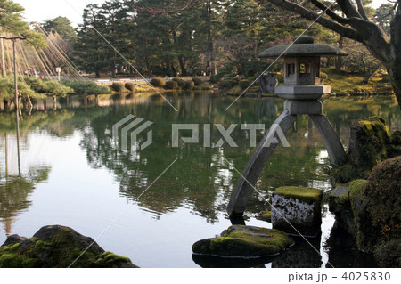 兼六園の徽軫灯籠 4025830