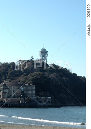 江の島灯台を望む 4029500