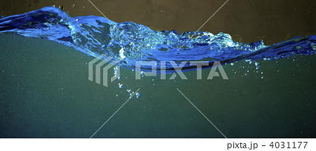Fresh water 4031177