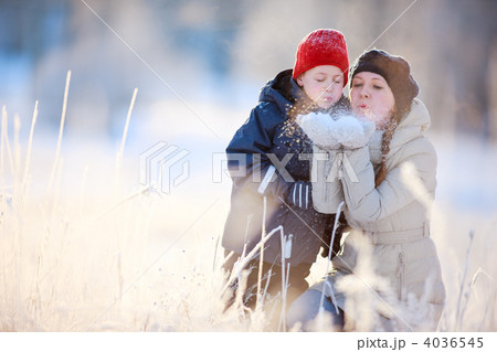Mother and son outdoors at winter 4036545