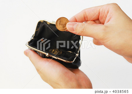 財布と小銭 4038565
