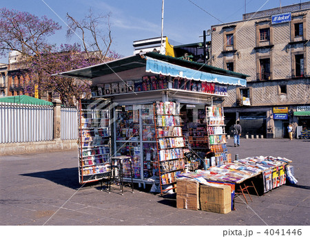 ソカロ広場にて 4041446