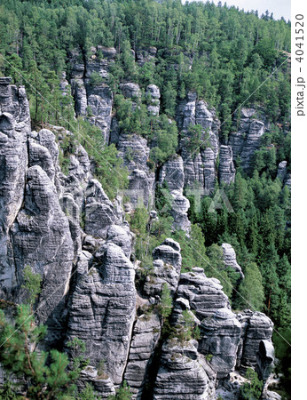 ザクセンスイス バスタイの奇岩群 ザクセンスイス バスタイの奇岩群 4041520