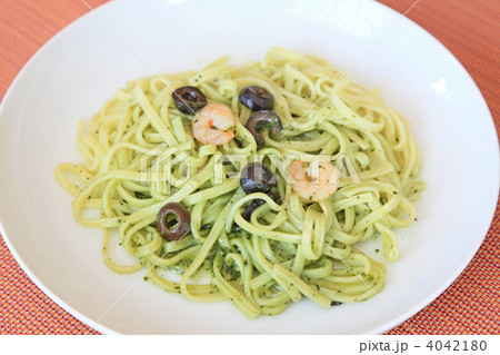 バジルソースパスタ バジルソースパスタ 4042180