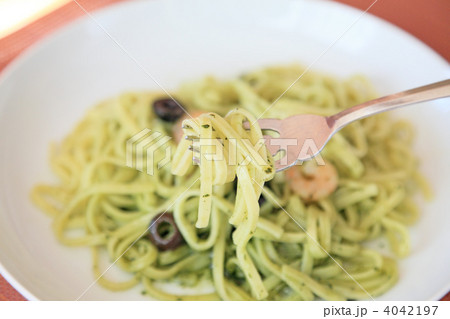 バジルソースパスタ バジルソースパスタ 4042197