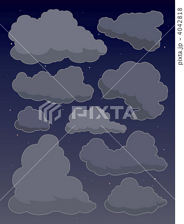 雲がいっぱい 夜 のイラスト素材