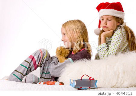 Christmas fight depressive 4044313