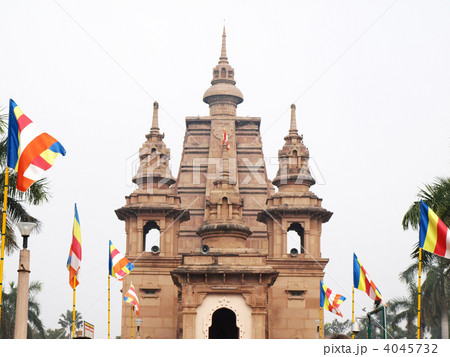 サルナート、ムーラガンダクティ寺院 サルナート、ムーラガンダクティ寺院 4045732