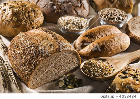 Bread 4053434