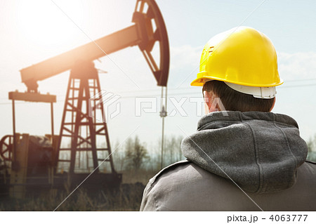 oil worker oil worker 4063777