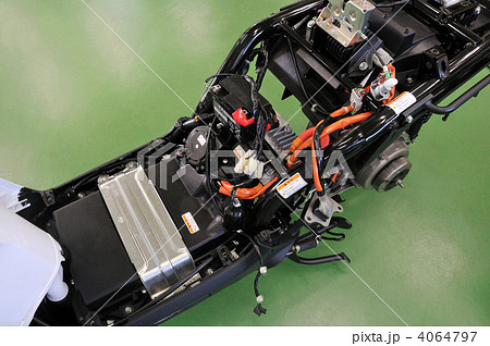 電動バイクの整備 4064797