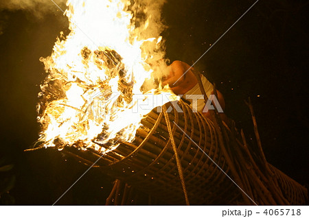 日本三大火祭り　久留米・大善寺玉垂宮　鬼夜 4065718