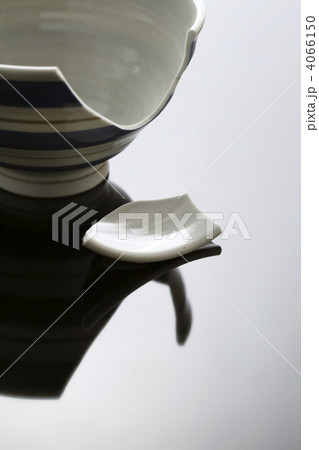 欠けたお茶碗 欠けたお茶碗 4066150