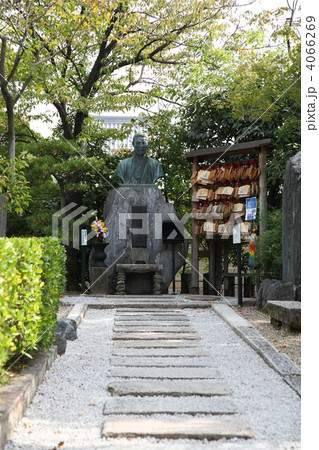 壬生寺の壬生塚 壬生寺の壬生塚 4066269