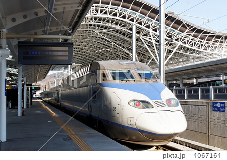 KTX 4067164