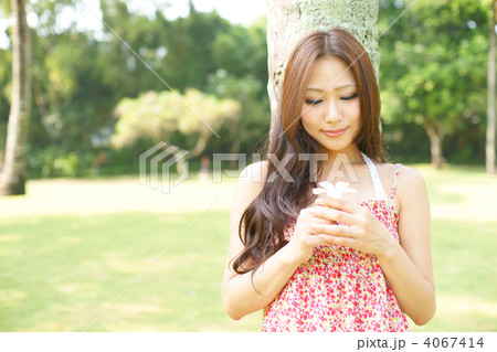 リゾートの若い女性 リゾートの若い女性 4067414