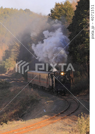 4071551