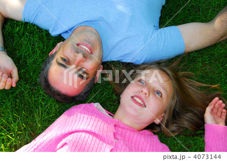 Family summer happy 4073144