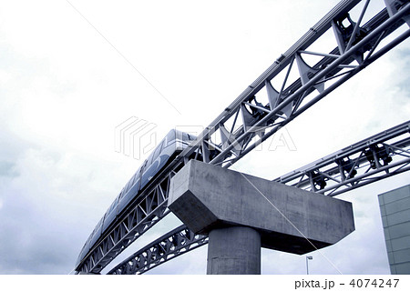 Monorail 4074247