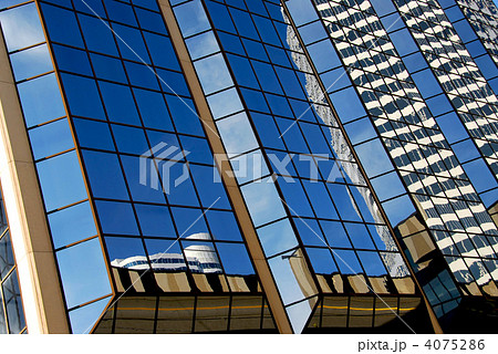 Skyscraper fragment 4075286
